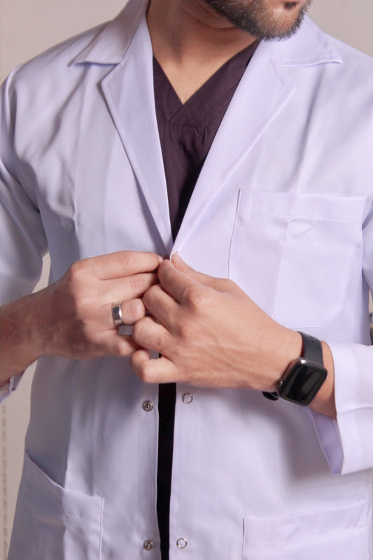Professional Lab Coat – Durable & Stylish